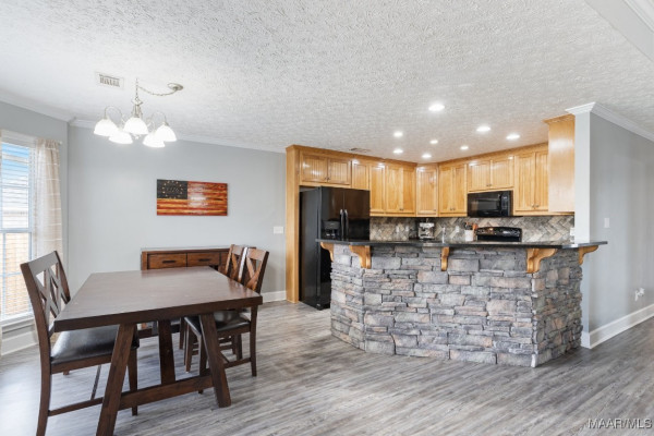 64 Curlee Way