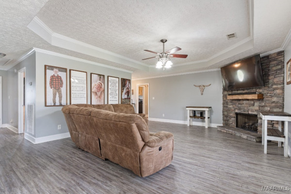64 Curlee Way