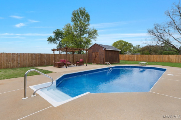 64 Curlee Way