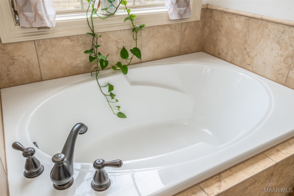 9319 TURNBERRY PARK Drive