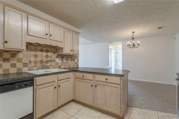 516 Moorfield Lane