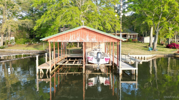 989 Shoal Creek Drive