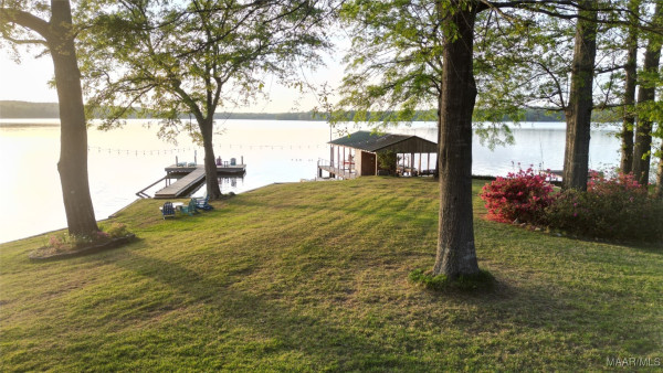 989 Shoal Creek Drive