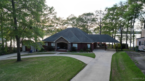 989 Shoal Creek Drive