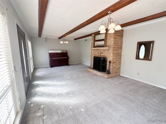 801 Noble Road
