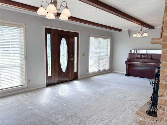 801 Noble Road