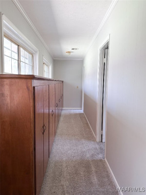 801 Noble Road