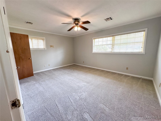 801 Noble Road