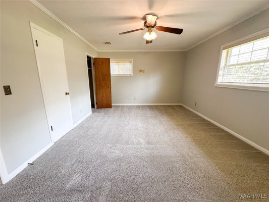801 Noble Road