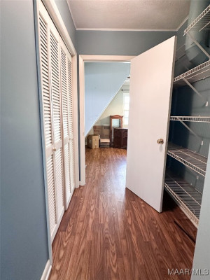 801 Noble Road