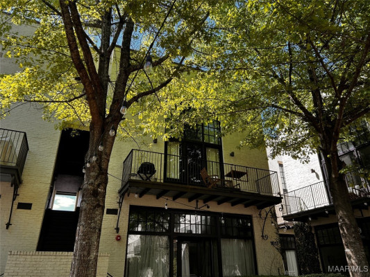 1617 Graham Street 202