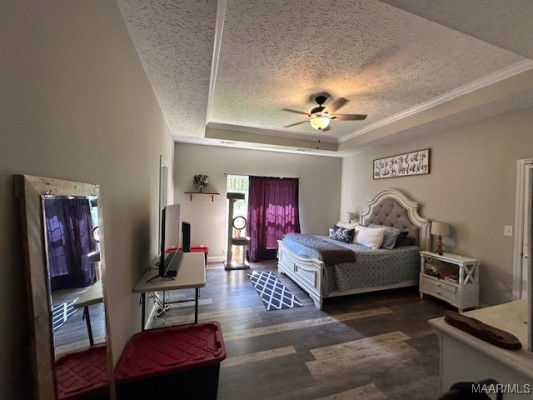 1518 WHITE CLOUD Drive