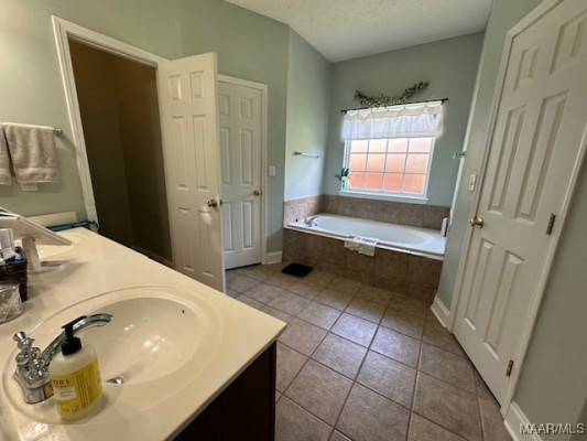 1518 WHITE CLOUD Drive