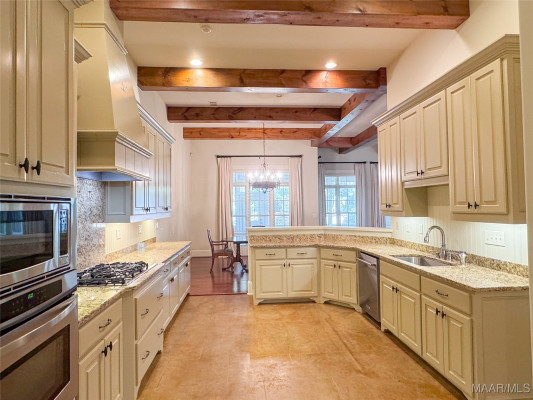 3420 OAK GROVE Circle