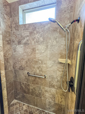 3420 OAK GROVE Circle