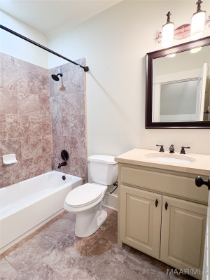 3420 OAK GROVE Circle