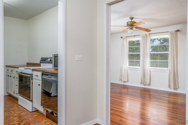 1104 Beechdale Road