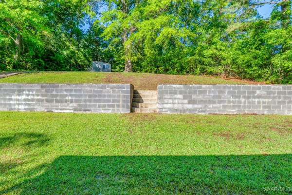 1104 Beechdale Road