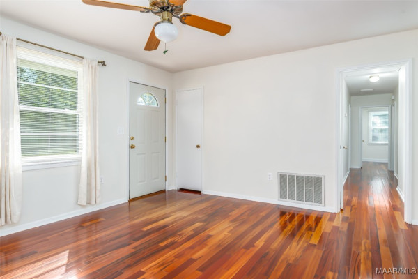 1104 Beechdale Road