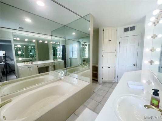 3066 Jamestown Drive