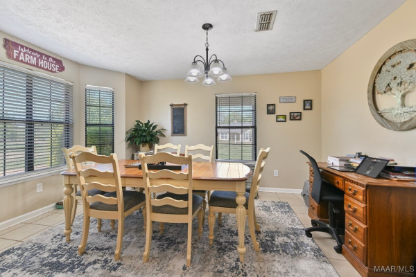 347 BELLVIEW Drive