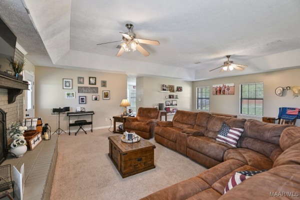 347 BELLVIEW Drive
