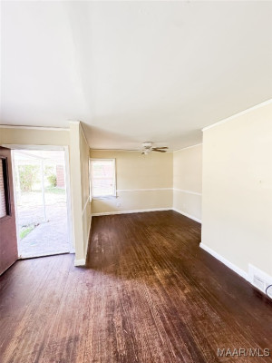 1246 E AUDUBON Road