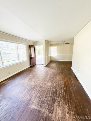 1246 E AUDUBON Road