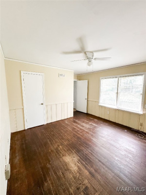 1246 E AUDUBON Road