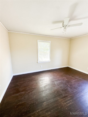 1246 E AUDUBON Road
