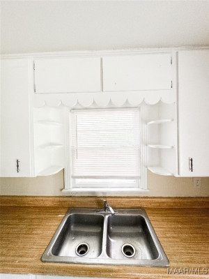 1246 E AUDUBON Road
