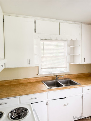 1246 E AUDUBON Road