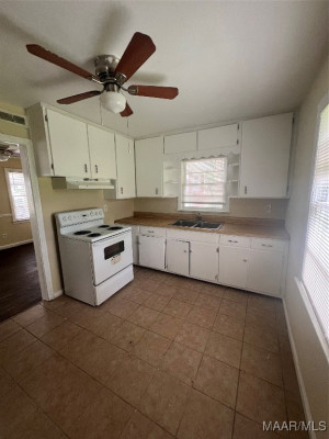 1246 E AUDUBON Road