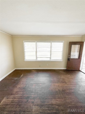 1246 E AUDUBON Road