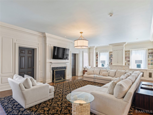 2333 Woodley Road