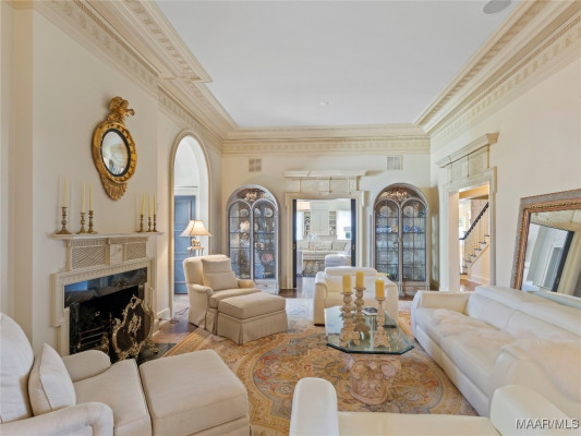 2333 Woodley Road