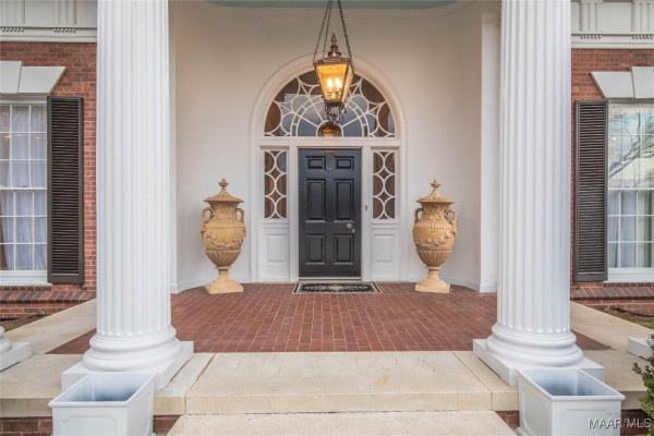 2333 Woodley Road