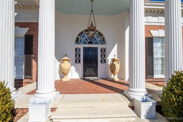 2333 Woodley Road