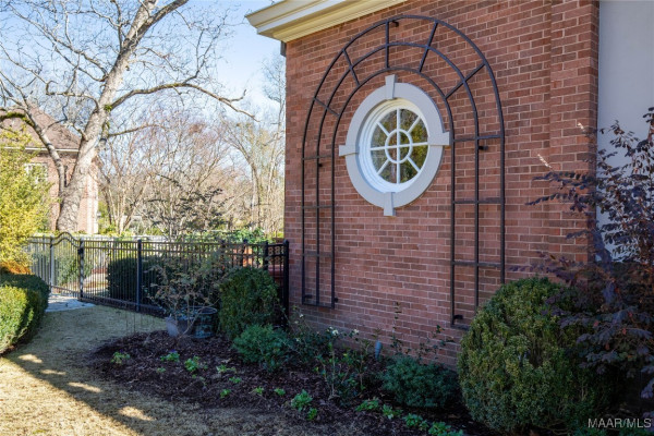 2333 Woodley Road