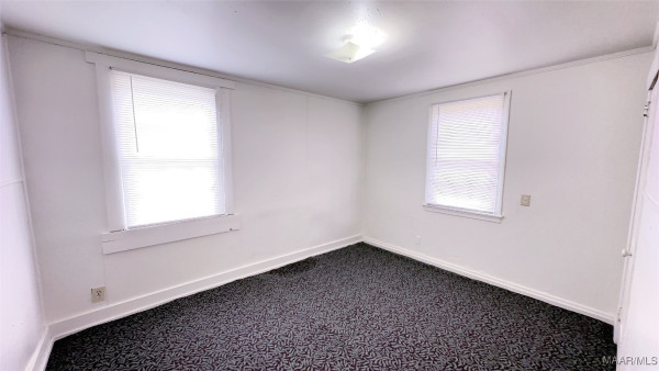 378 W DELANO Avenue