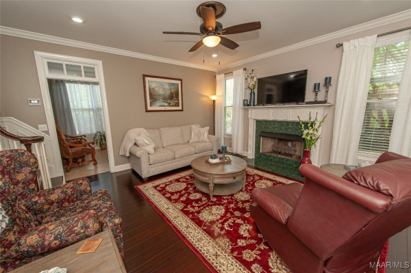 106 Craig Circle