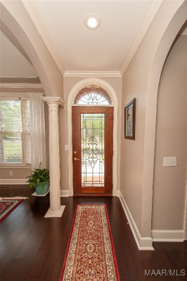 106 Craig Circle