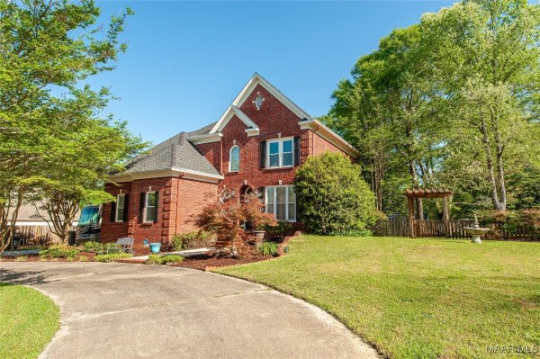 106 Craig Circle
