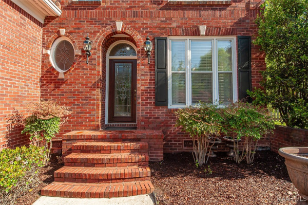 106 Craig Circle