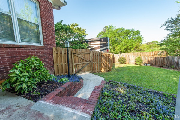 106 Craig Circle