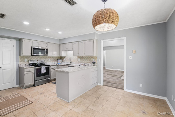 6729 CHERRY WOOD Trail