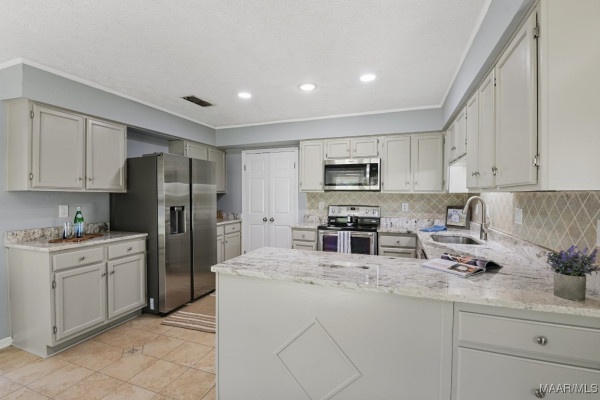 6729 CHERRY WOOD Trail