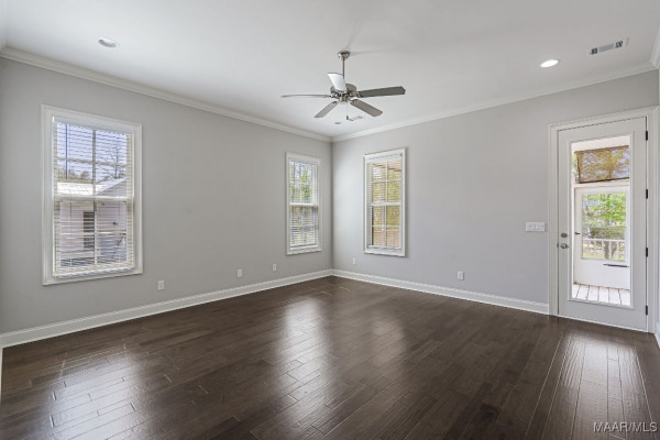 154 Forest Glen Drive