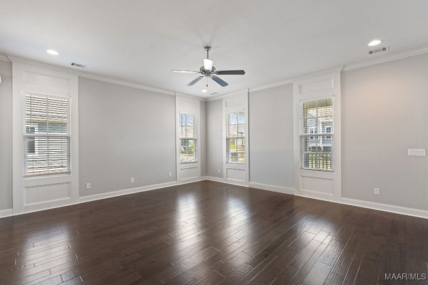154 Forest Glen Drive