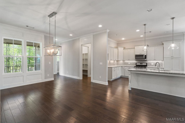 154 Forest Glen Drive